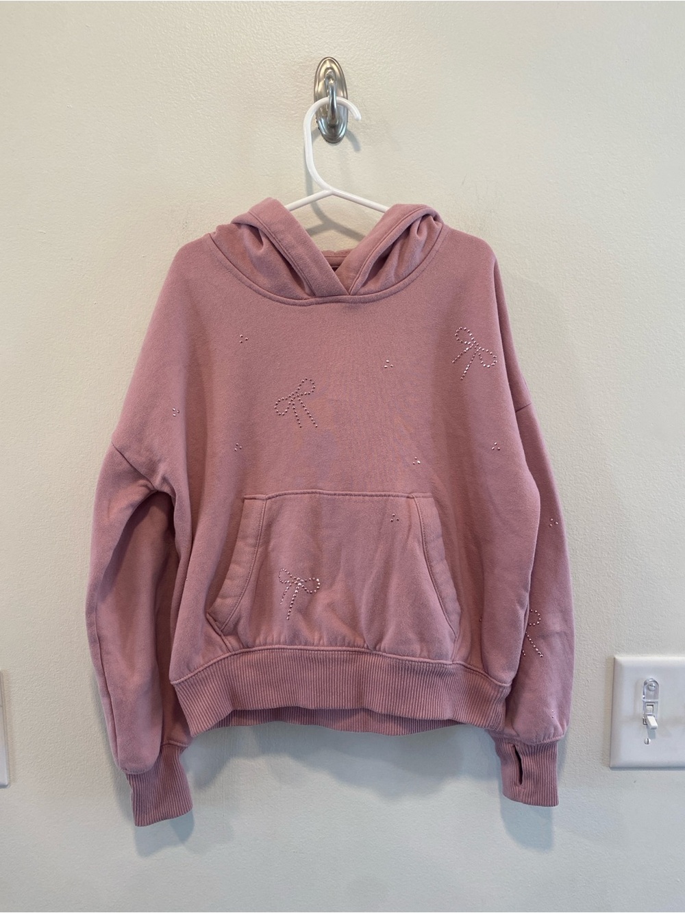 Abercrombie kids essential pullover hoodie bow print size 9/10 pink